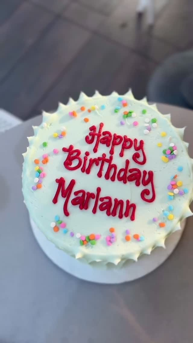 Post 6 by Marlann Santos on Instagram (video)
