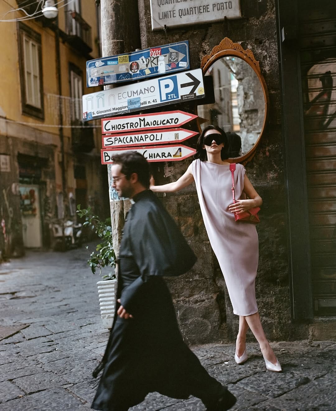 Post 7 by Sofia Lazzari on Instagram (carousel)