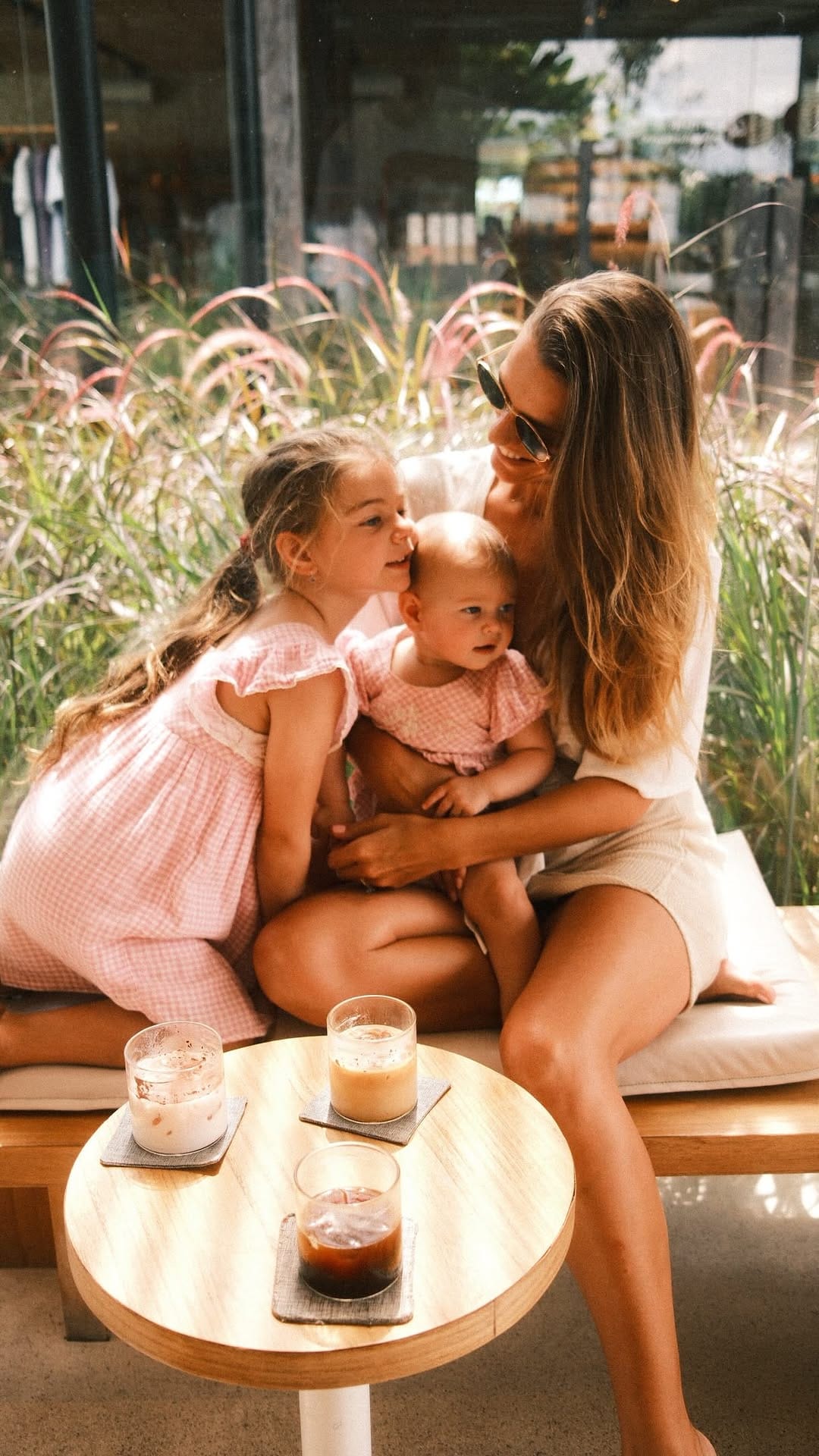Post 9 by Lucie Liebichova - soft life | femininity | inner glow on Instagram (video)