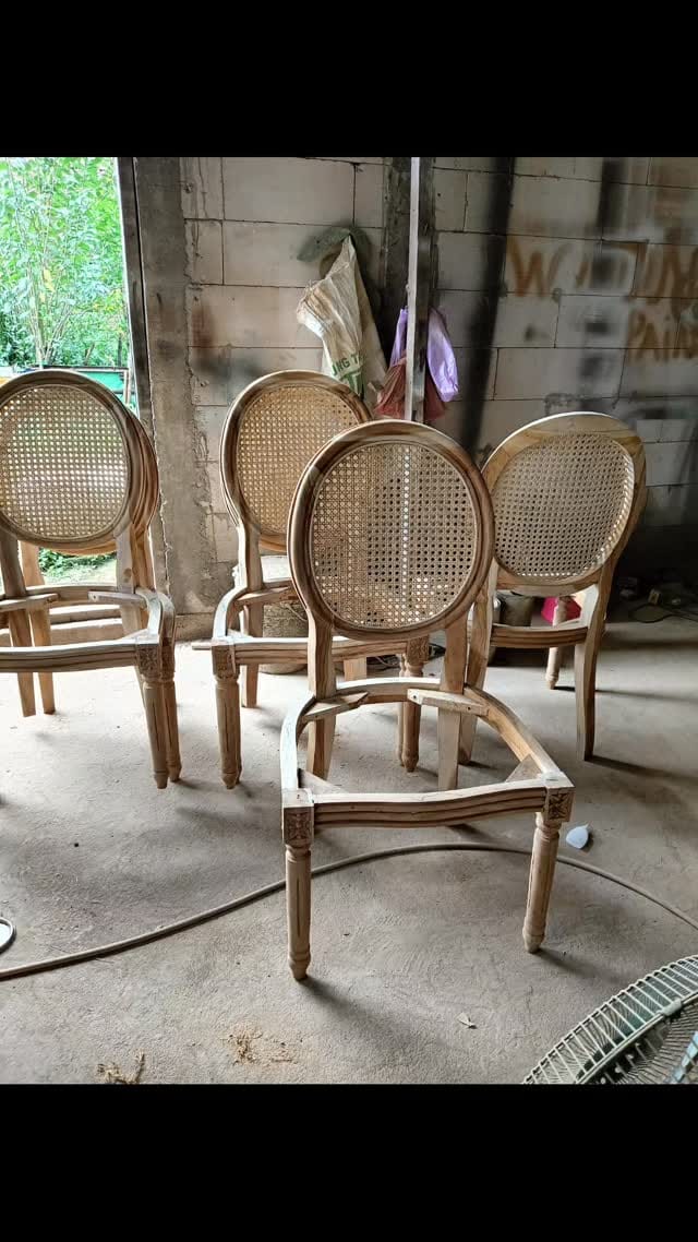 Post 10 by 🌹FURNITURE.SOFA.BUFFET.DIPAN.INDUSTRIAL🌹 on Instagram (video)