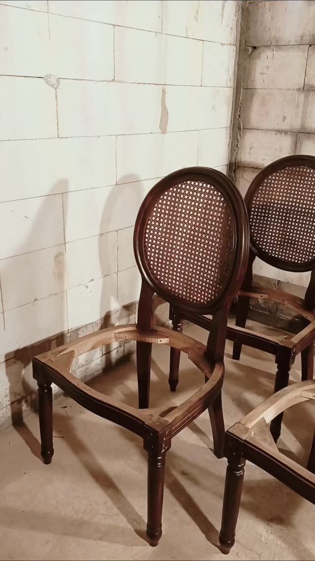 Post 7 by 🌹FURNITURE.SOFA.BUFFET.DIPAN.INDUSTRIAL🌹 on Instagram (video)
