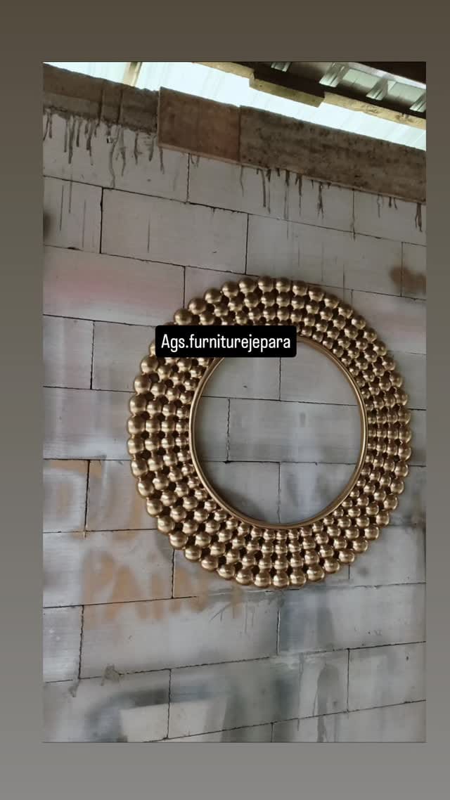 Post 8 by 🌹FURNITURE.SOFA.BUFFET.DIPAN.INDUSTRIAL🌹 on Instagram (video)