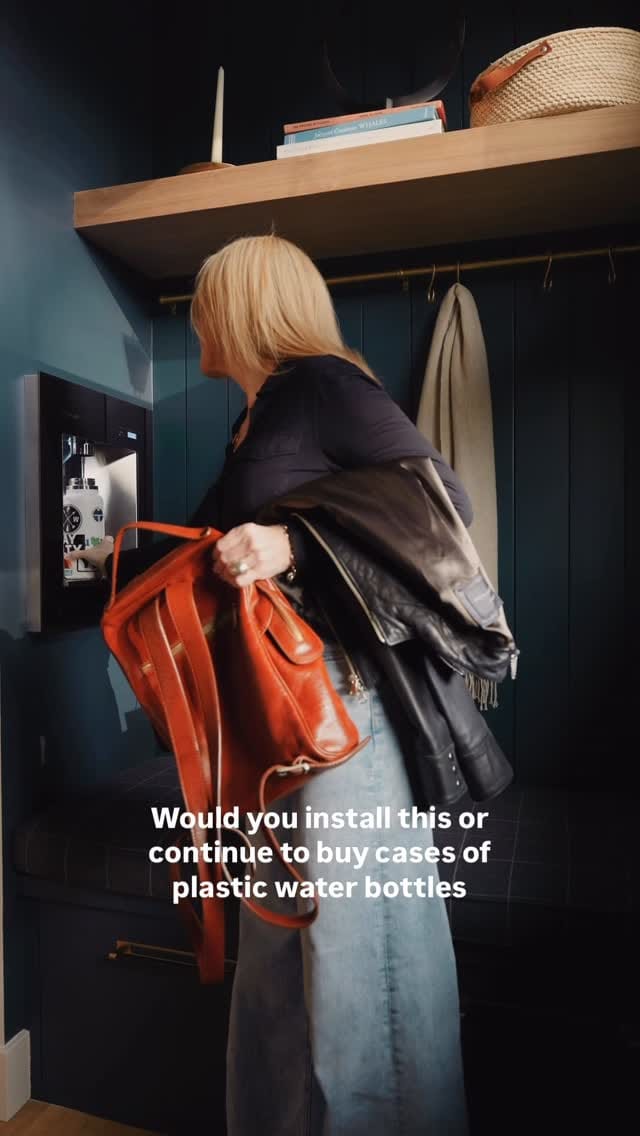 Post 7 by Interior Design Studio on Instagram (video)