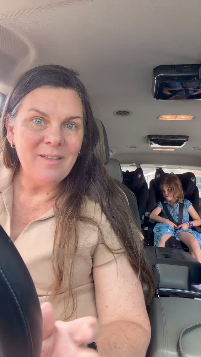 Post 6 by Kylie Anderson on Instagram (video)