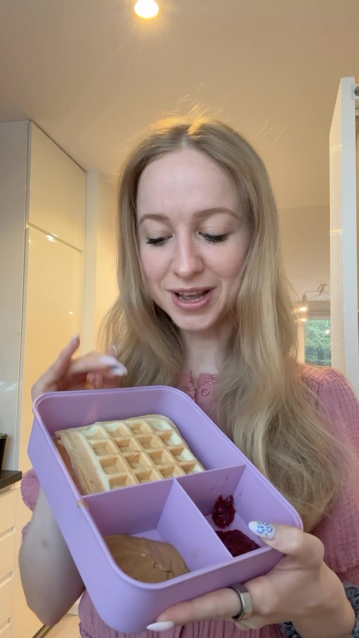 Post 3 by Wika Mojzyk on Instagram (video)