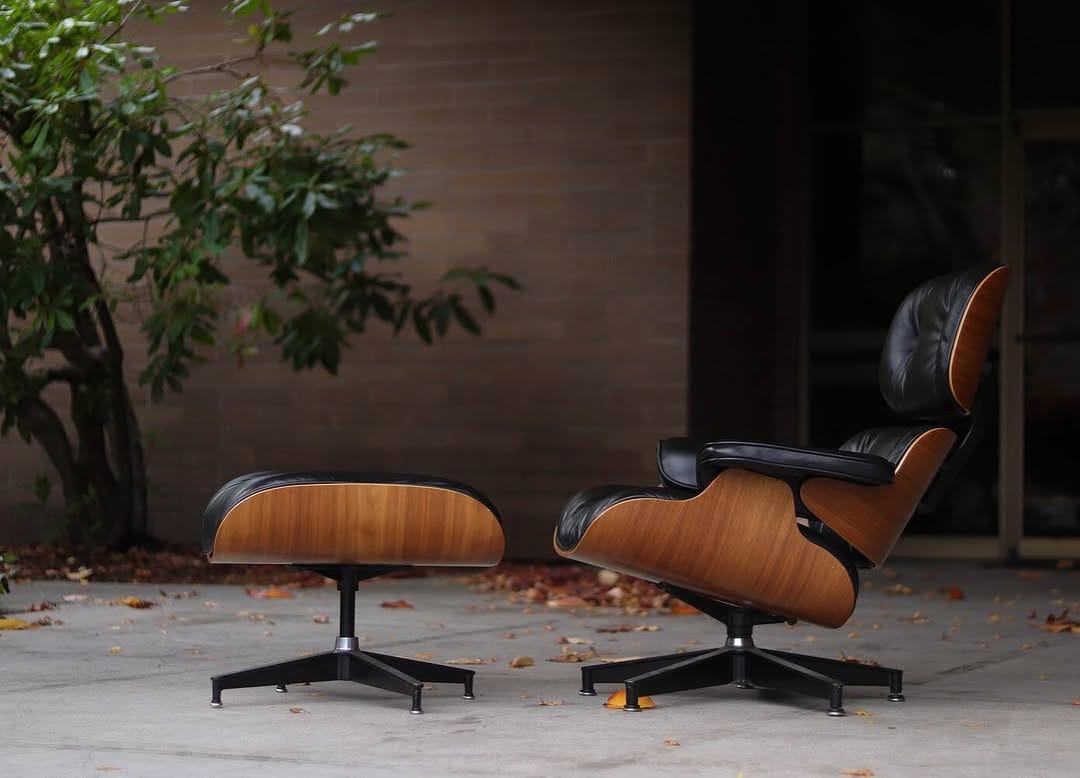 Post 7 by Mid & Mod on Instagram (image)