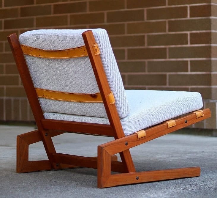 Post 3 by Mid & Mod on Instagram (image)