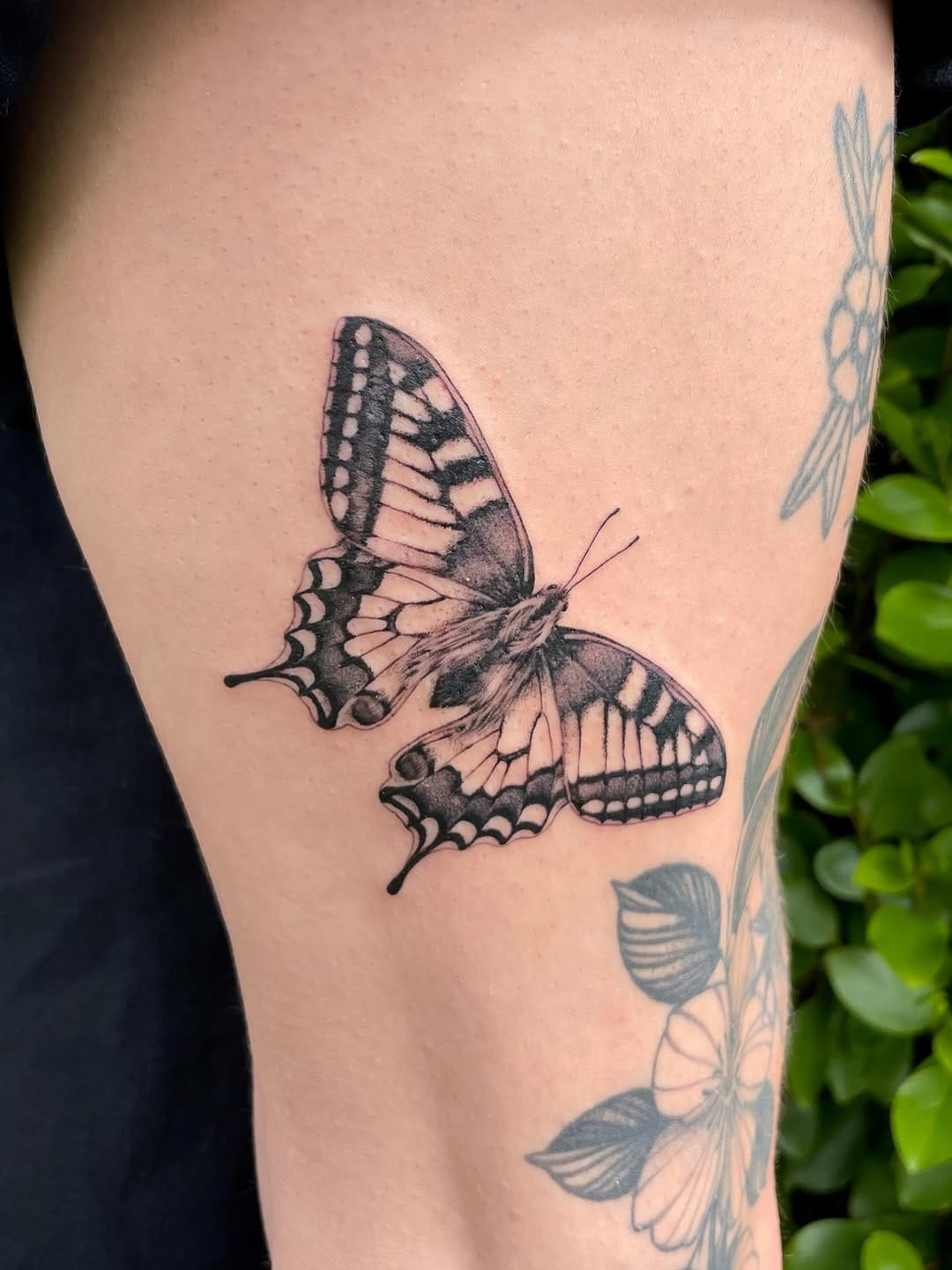 Post 4 by 𝕽𝖊𝖒𝖞  𝕹𝖚𝖗𝖘𝖊 ✶ T a t t o o ✶ on Instagram (carousel)