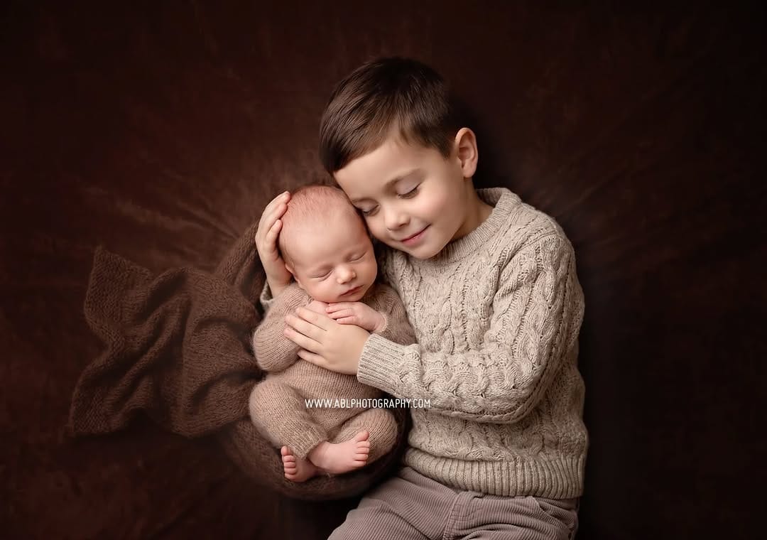 Post 7 by San Diego Newborn Photographer on Instagram (image)