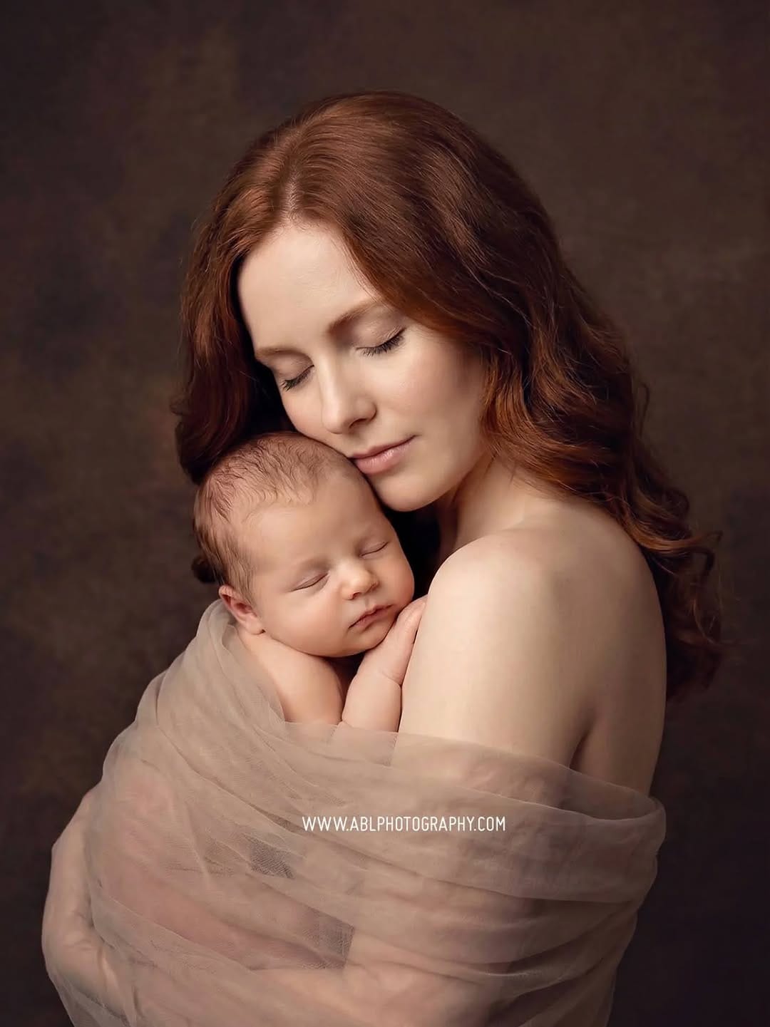 Post 9 by San Diego Newborn Photographer on Instagram (image)