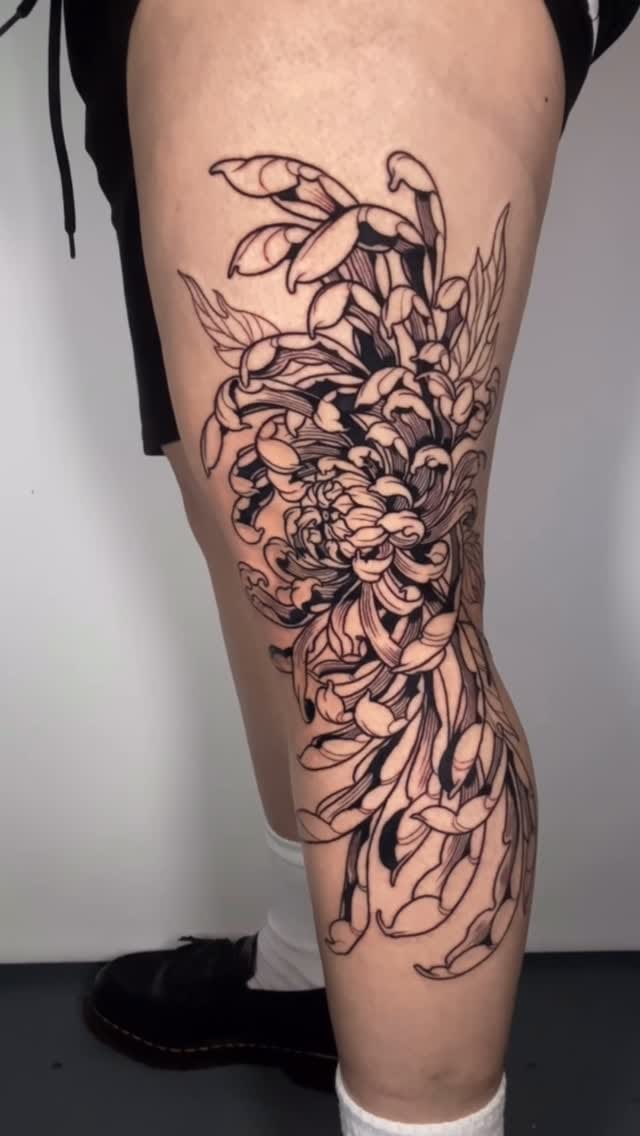 Post 1 by Adrian Largo on Instagram (video)
