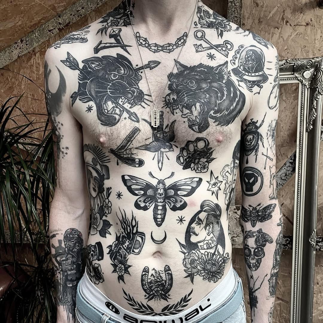Post 8 by Adrian Largo on Instagram (image)