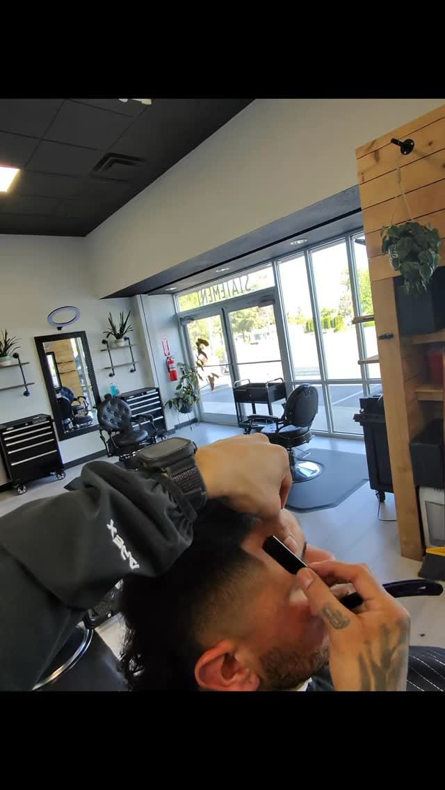 Post 2 by EDWIN JIMENEZ on Instagram (video)