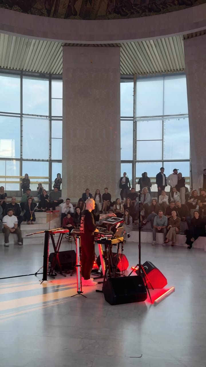 Post 3 by Mariana Shafro on Instagram (video)