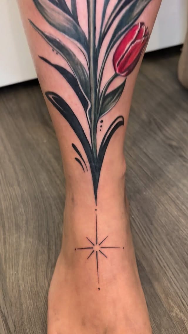 Post 4 by Lori-Anne Little 🌷 Tattoo artist/ Bird Nerd on Instagram (video)