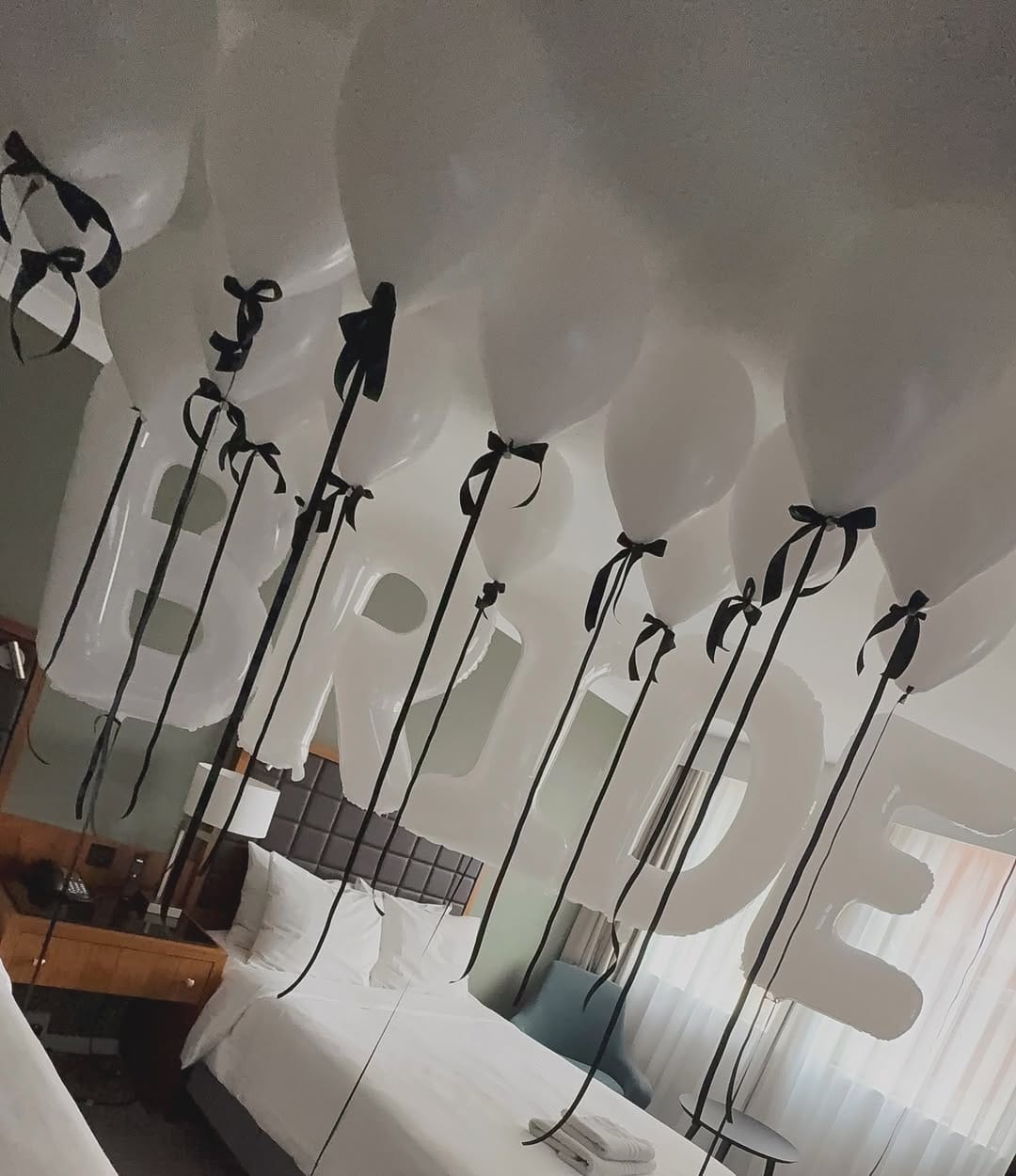 Post 6 by Unique Balloons on Instagram (image)
