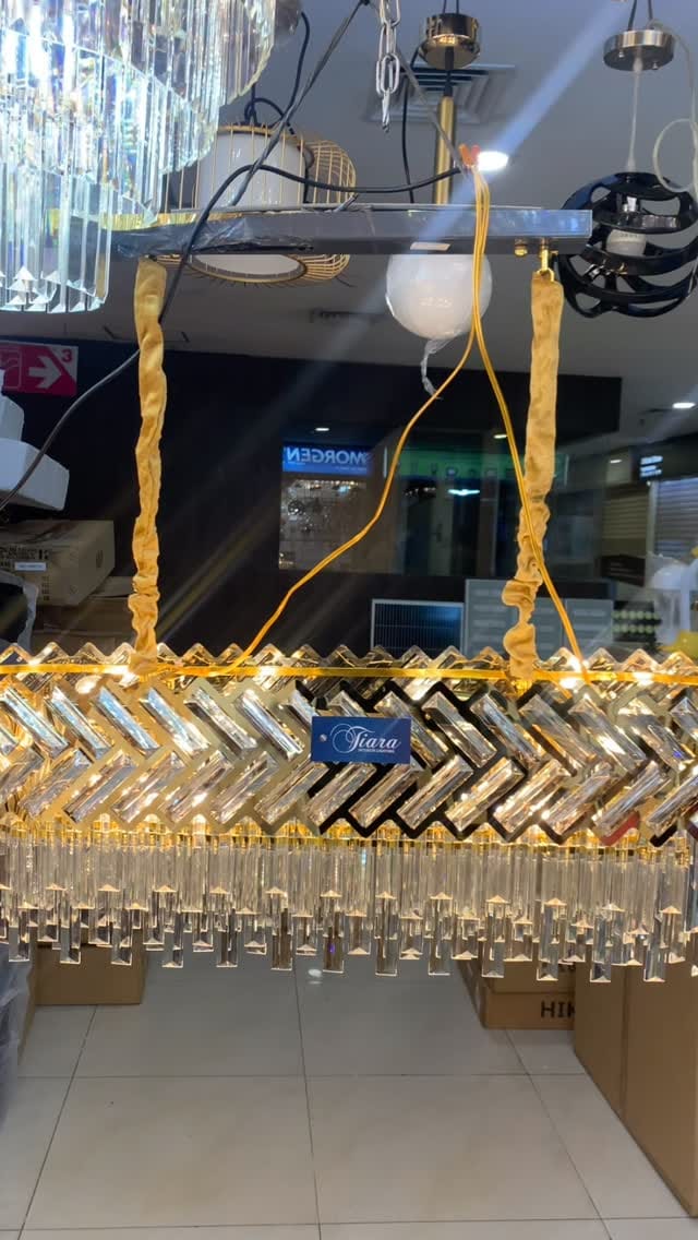 Post 6 by TIARA INTERIOR LIGHTING / LAMPU HIAS / TOKO LAMPU on Instagram (video)