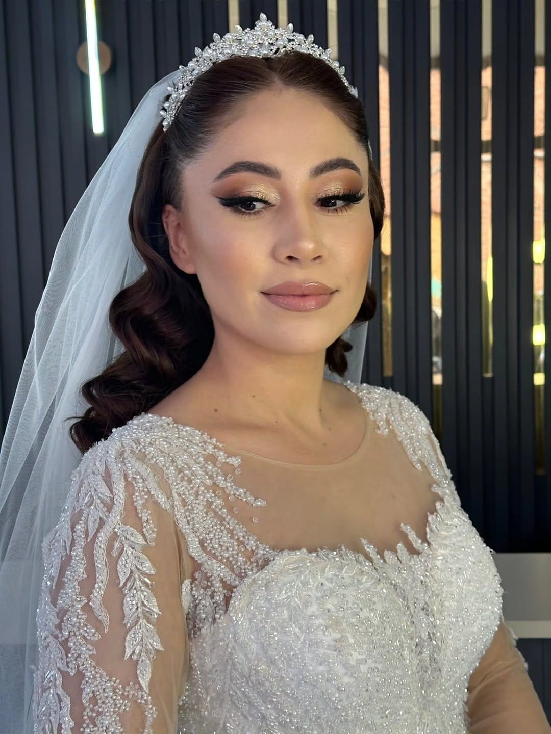 Post 4 by Gülcan Sağlar Make-up Artist on Instagram (carousel)