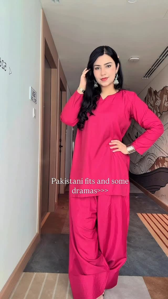 Post 8 by Halima on Instagram (video)