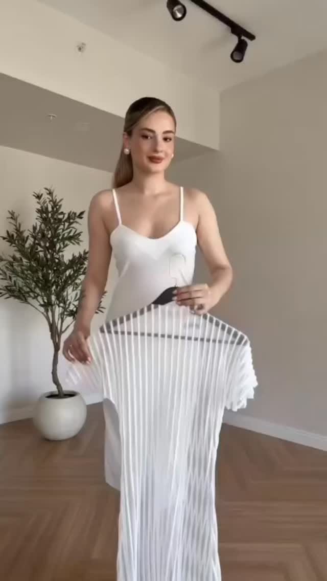 Post 4 by akar adana on Instagram (video)