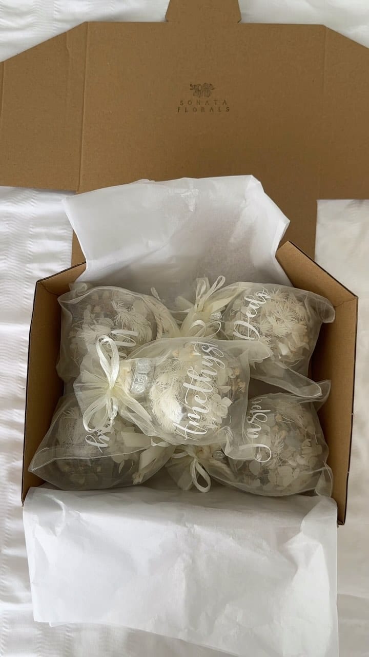 Post 8 by Sydney Dried & Faux Florals on Instagram (video)