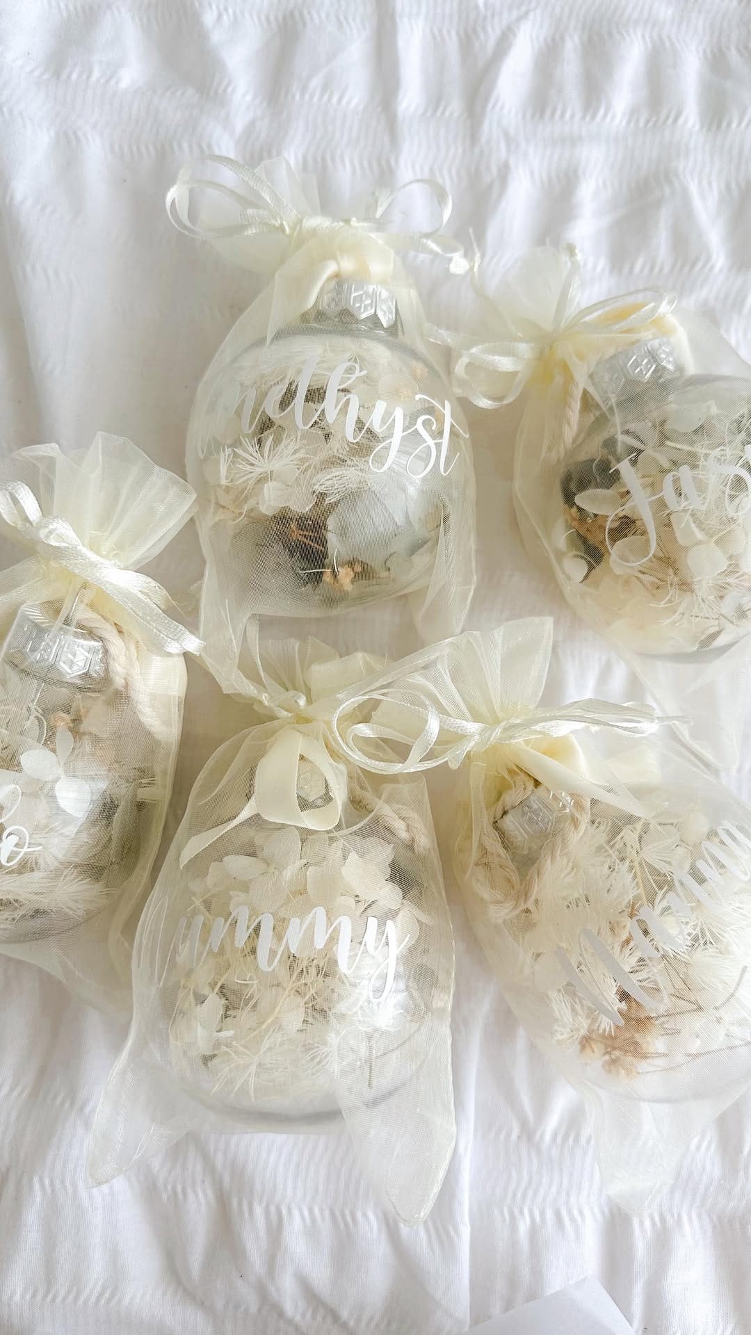 Post 3 by Sydney Dried & Faux Florals on Instagram (video)