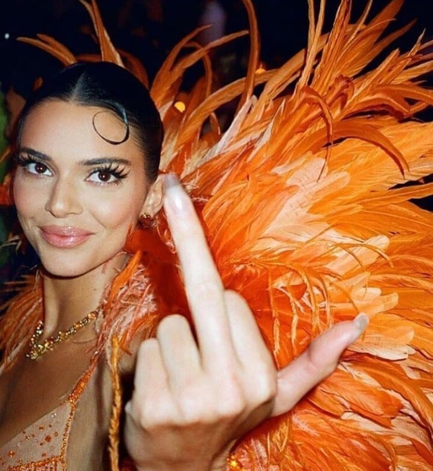 Post 4 by 𝙑𝙞𝙘𝙩𝙤𝙧𝙞𝙖’𝙨 𝙎𝙚𝙘𝙧𝙚𝙩 on Instagram (carousel)