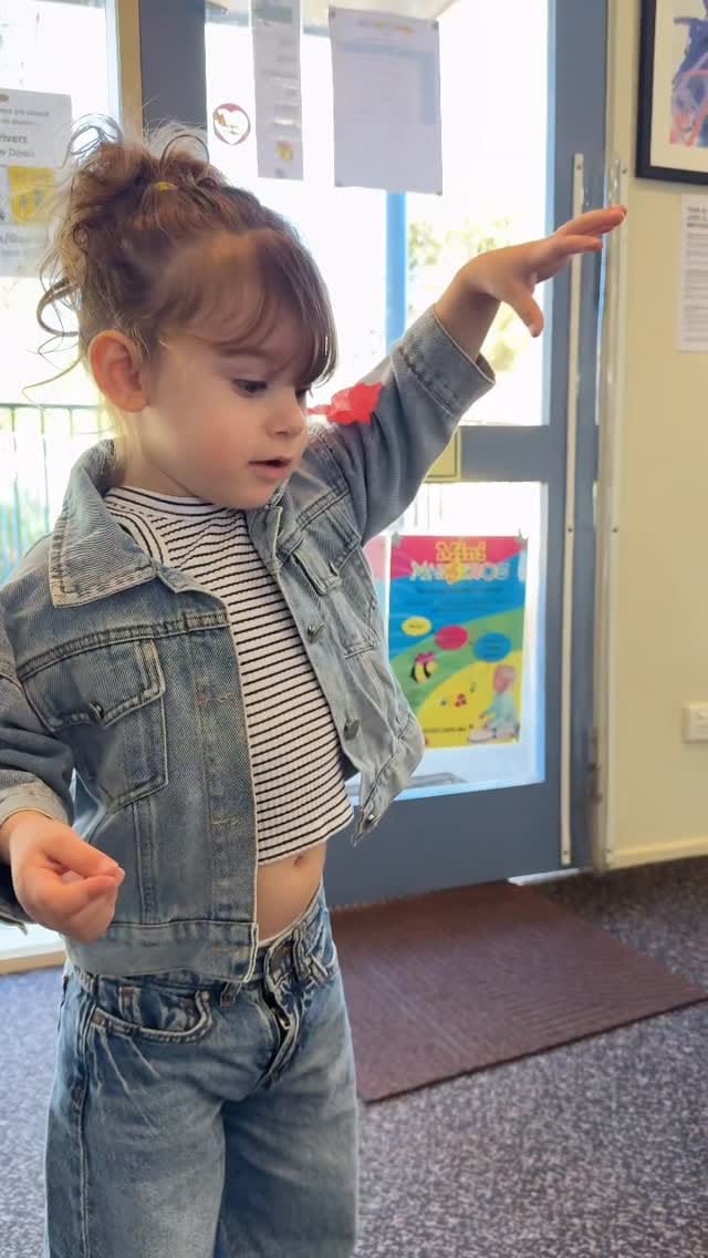 Post 4 by Ashlee Simone on Instagram (video)