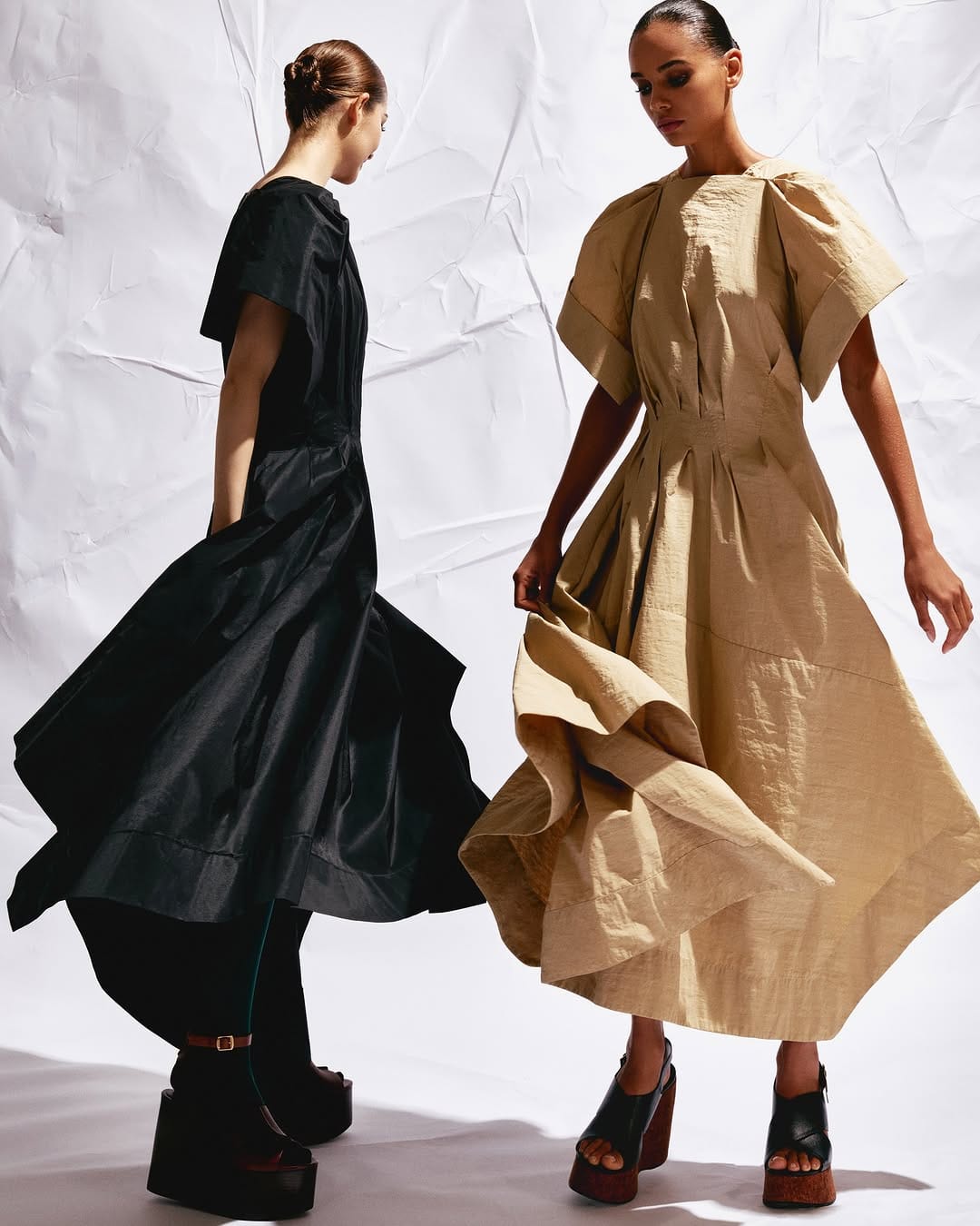 Post 6 by Toia Lemann on Instagram (carousel)