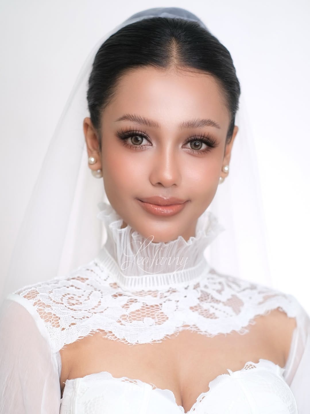 Post 1 by Leofanny Novianti | MUA MEDAN (🇨🇷🇰🇷🇲🇨 CERTIFIED) on Instagram (carousel)