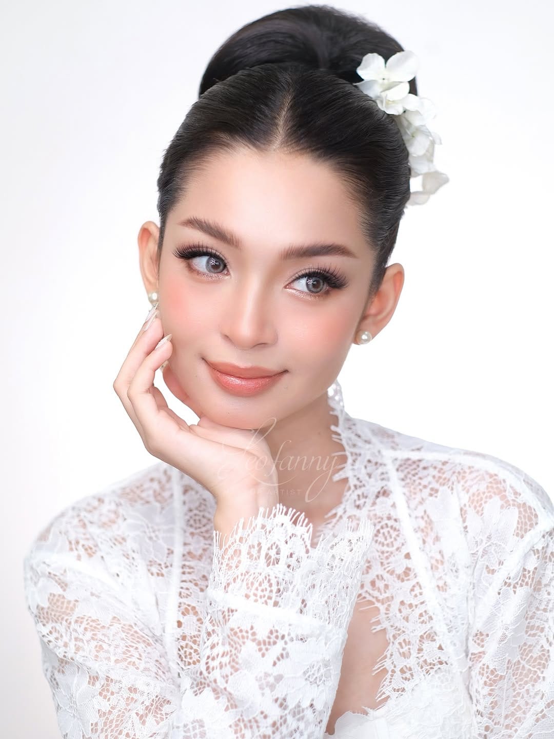 Post 7 by Leofanny Novianti | MUA MEDAN (🇨🇷🇰🇷🇲🇨 CERTIFIED) on Instagram (image)