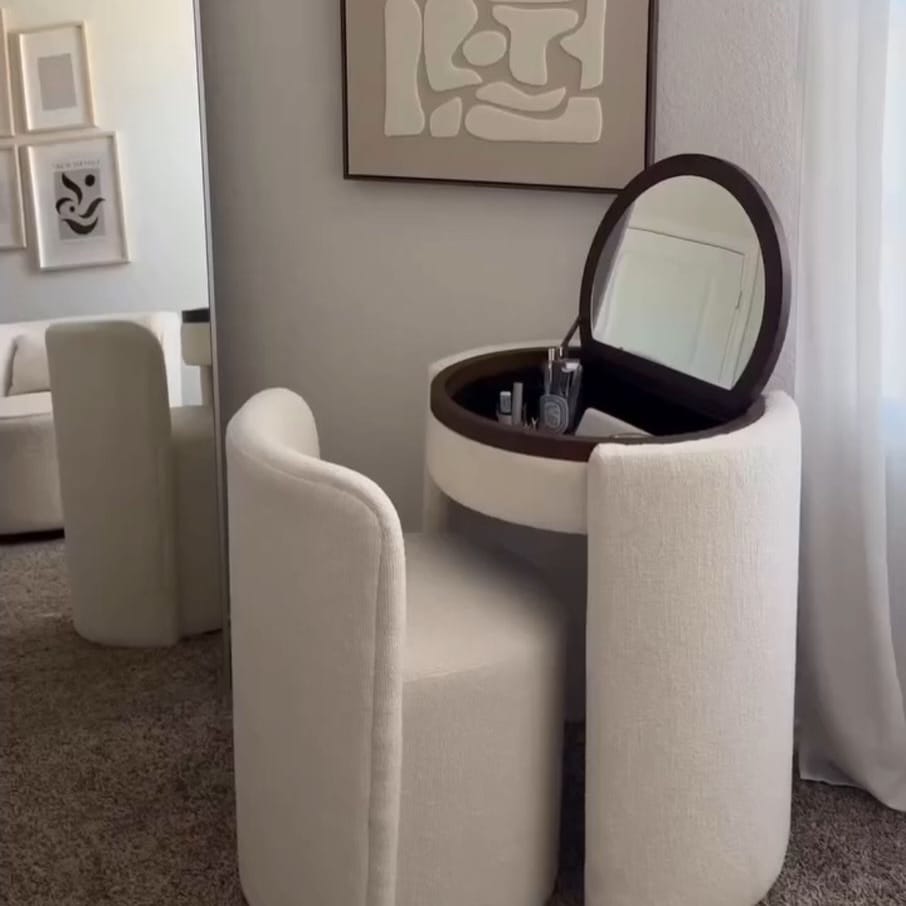 Post 8 by BANGUN KARYA SOFA KEKINIAN on Instagram (carousel)
