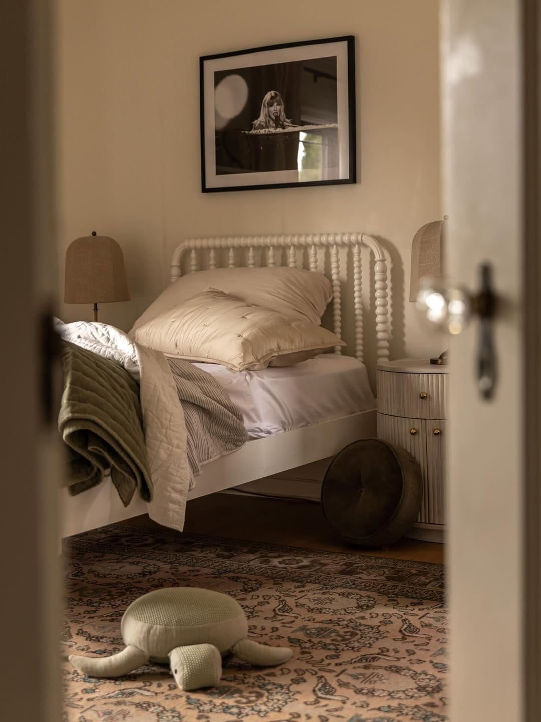 Post 6 by Haley McKinley | Interior Design & Styling on Instagram (carousel)