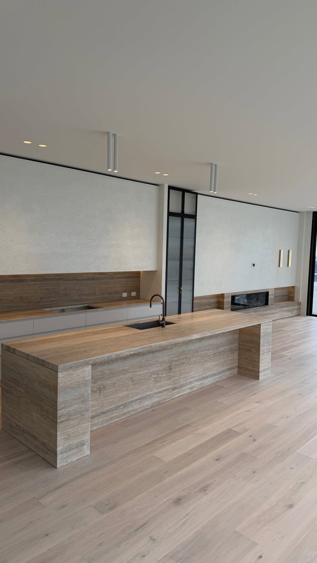 Post 1 by Architecton on Instagram (video)