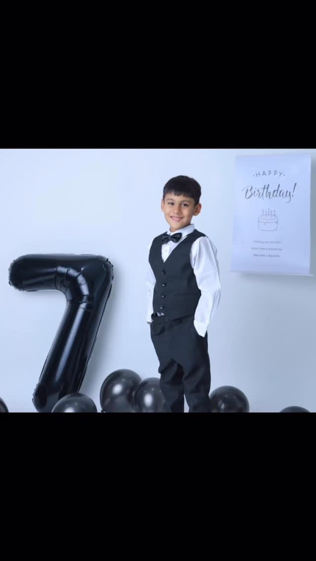 Post 4 by Little hearts photography on Instagram (video)