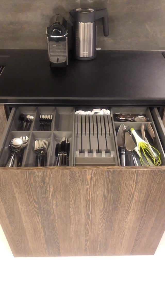 Post 7 by Meble Меблі Furniture  +380964321777 on Instagram (video)