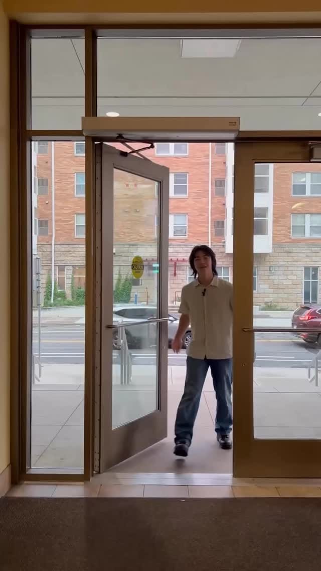 Post 10 by M Food Co. on Instagram (video)