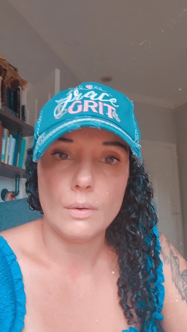 Post 1 by Kay on Instagram (video)