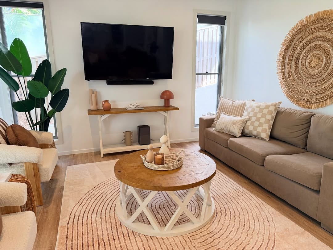 Post 7 by Budget Home Living on Instagram (image)