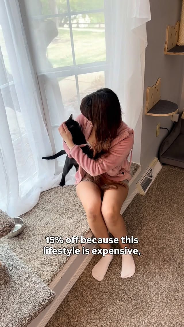 Post 3 by Sammie 🌸 | Content Creator on Instagram (video)