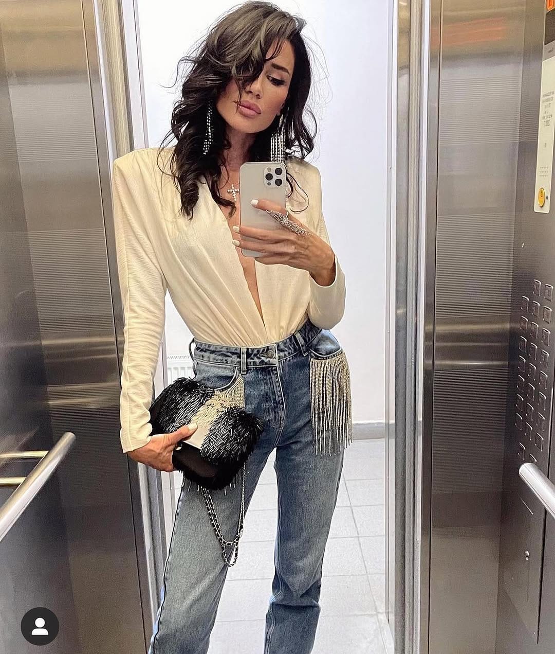 Post 10 by Bonya Jeans Official Baku on Instagram (carousel)