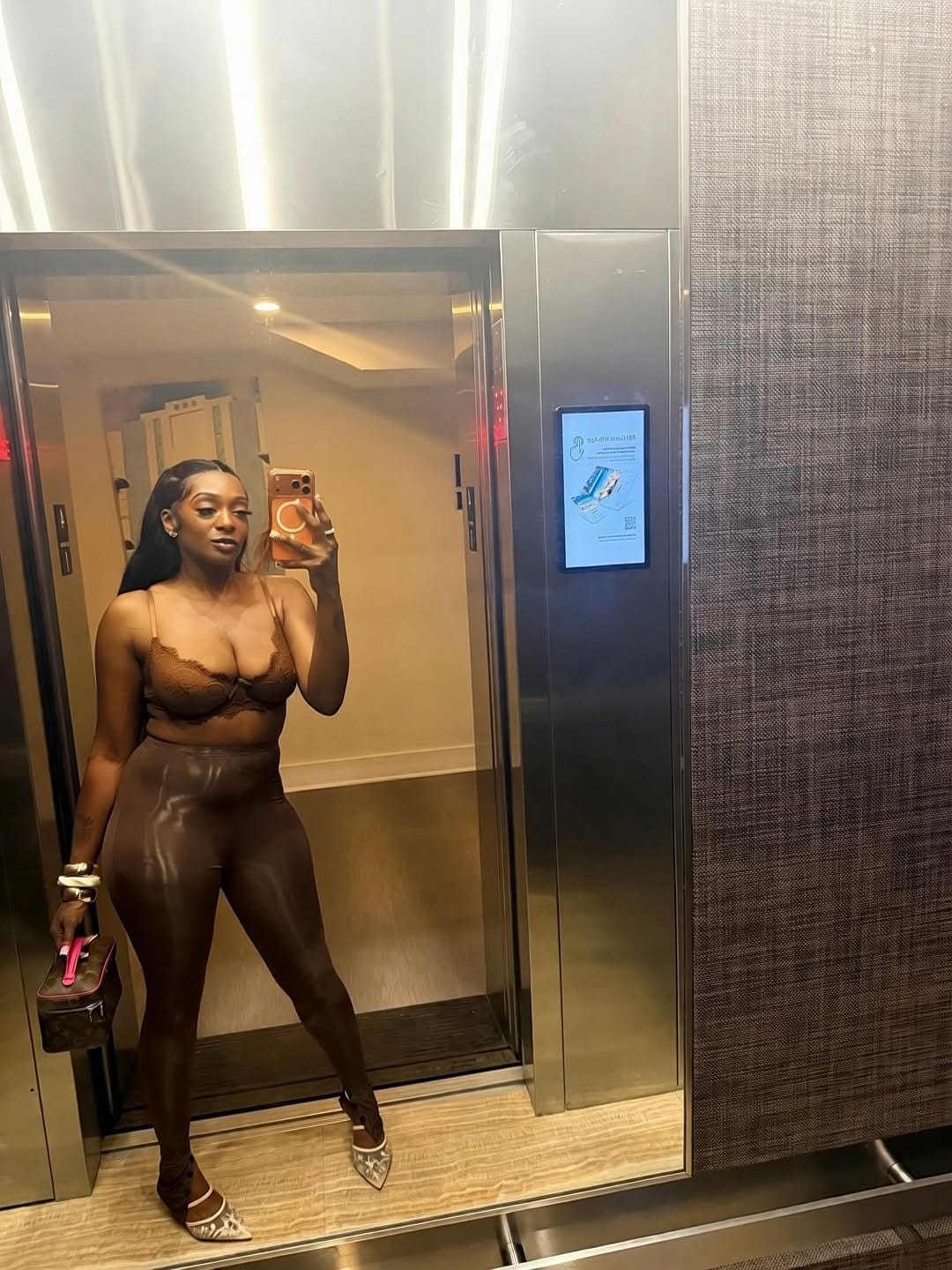 Post 1 by D💎amond Pr👑ncess on Instagram (carousel)