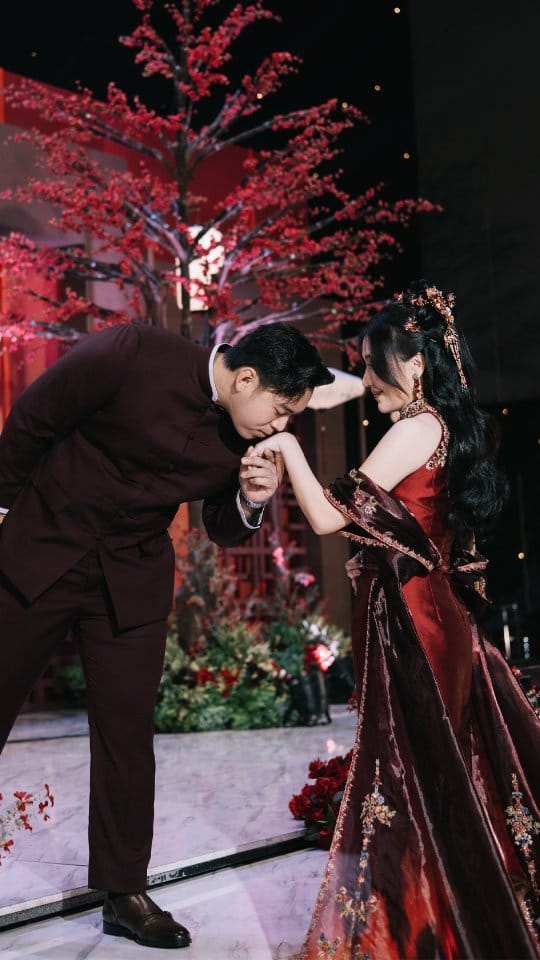 Post 6 by Golden Jade Wedding & Studio 📷 on Instagram (video)