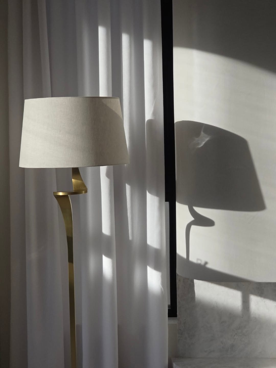 Post 5 by Luv Lux Interiors on Instagram (image)