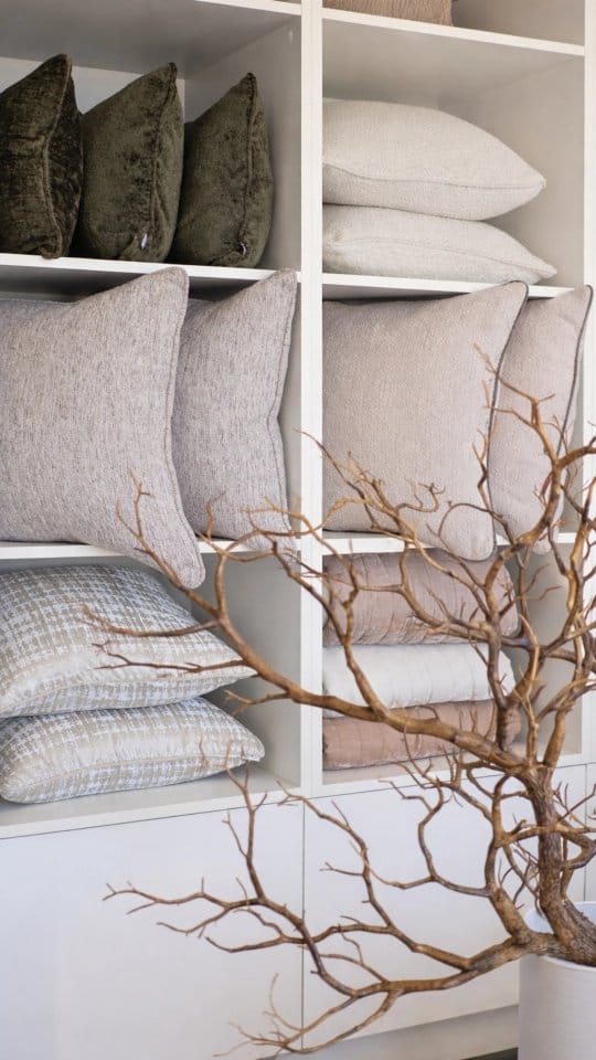 Post 6 by Luv Lux Interiors on Instagram (video)