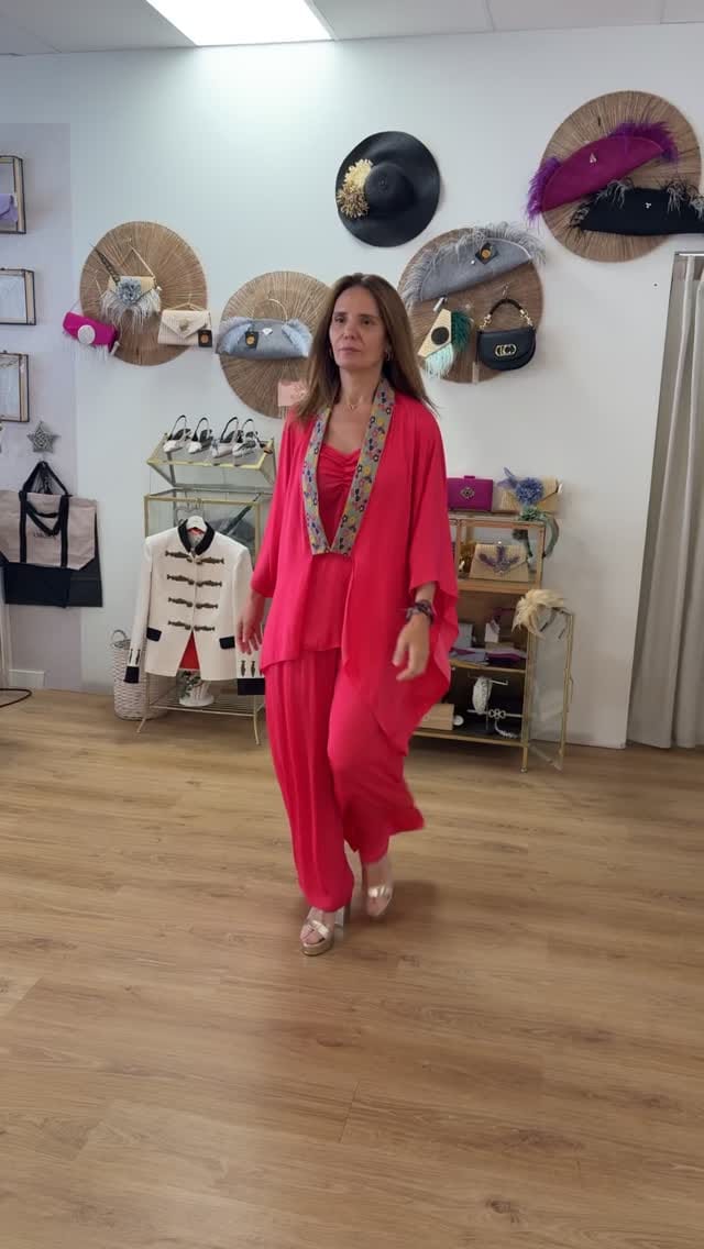 Post 4 by M. Isabel Hernández & FLAG SEVILLA on Instagram (video)