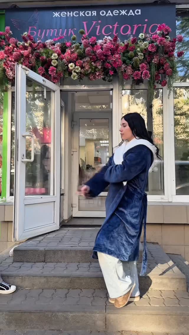 Post 4 by Бутик женской одежды on Instagram (video)