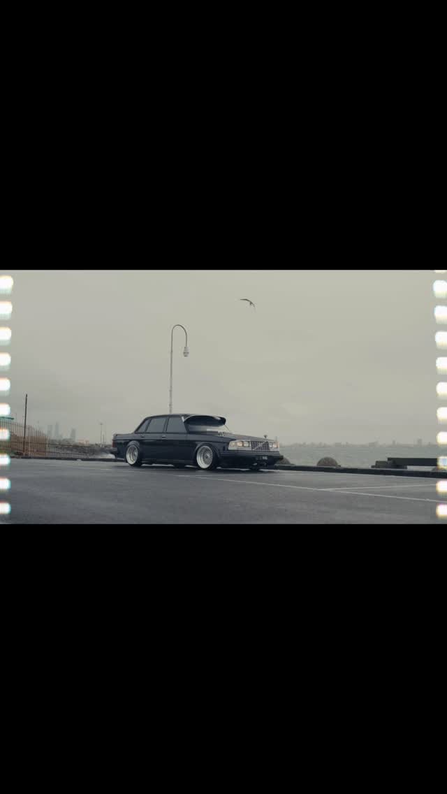 Post 3 by Chameen Ekanayake on Instagram (video)