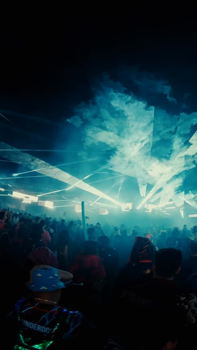 Post 5 by LOUIEJAYXX on Instagram (video)