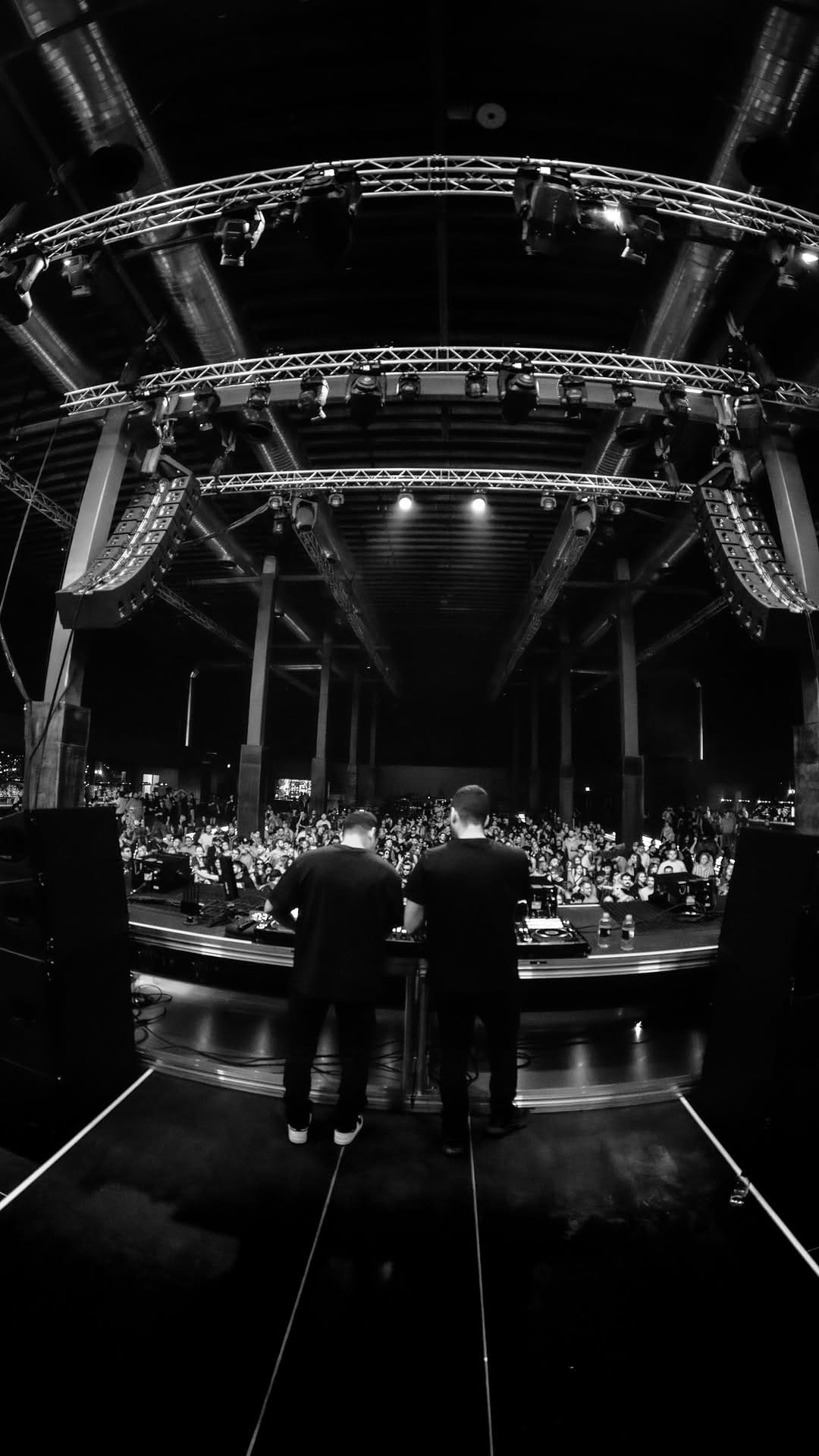 Post 6 by LOUIEJAYXX on Instagram (video)